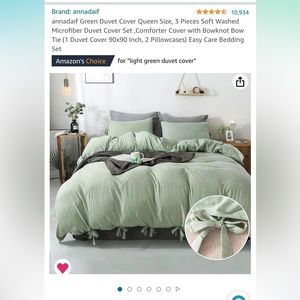 Duvet cover only used for about 2 months. Comes with 2 pillow cases.